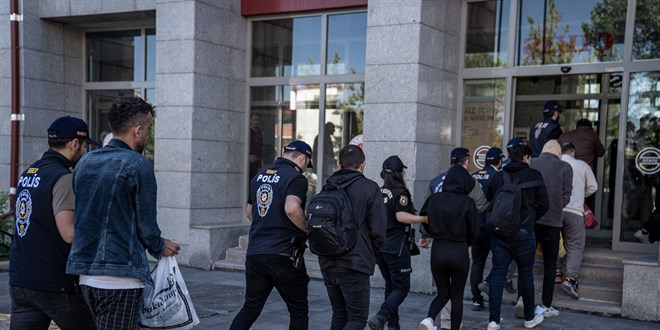 Sahte İlan Çetesi Çökertildi: 19 Kişi Tutuklandı!