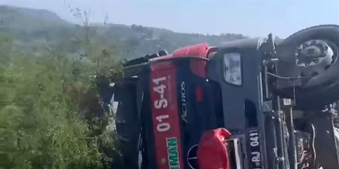 Yangına müdahaleye giden arazöz devrildi: 2 yaralı