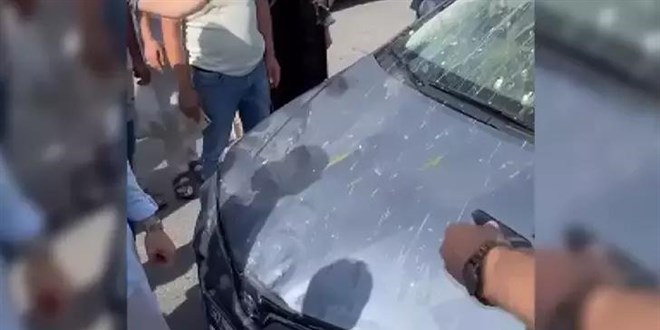 Anne ve çocuğuna otomobil çarptı: 2 yaşındaki Miraç bebek öldü
