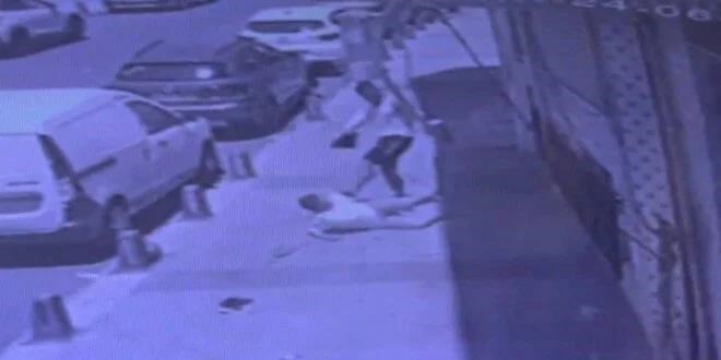 Zihinsel engelli çocuğa sokak ortasında dayak