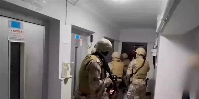 Uyuşturucu satıcılarına operasyon: 172 kişi tutuklandı