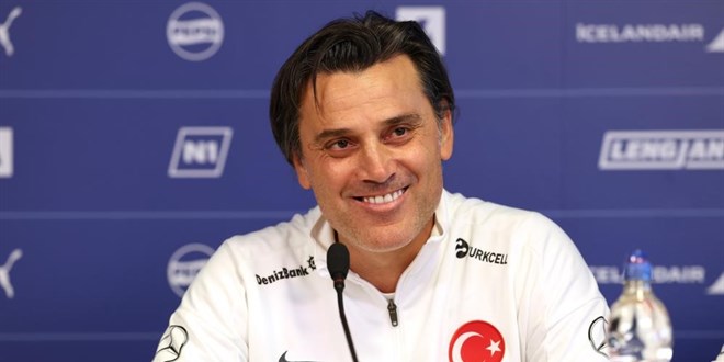 A Milli Takım'da, Montella'nın sözleşmesi uzatılacak