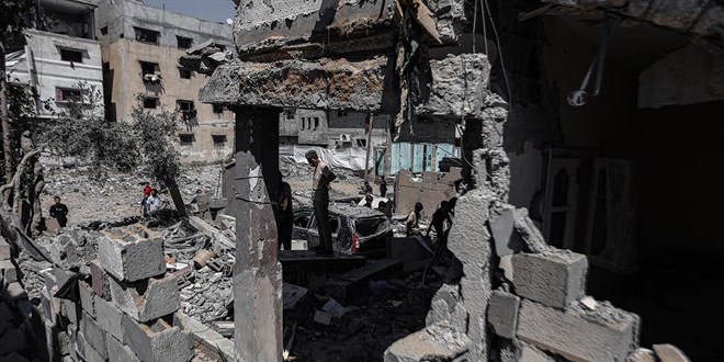 İsrail'in Gazze'ye düzenlediği saldırılarda 37 Filistinli hayatını kaybetti
