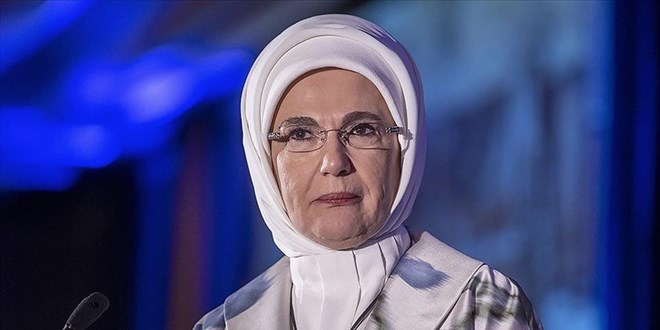 Emine Erdoğan'dan Koruyucu Ailelere Anlamlı Mesaj