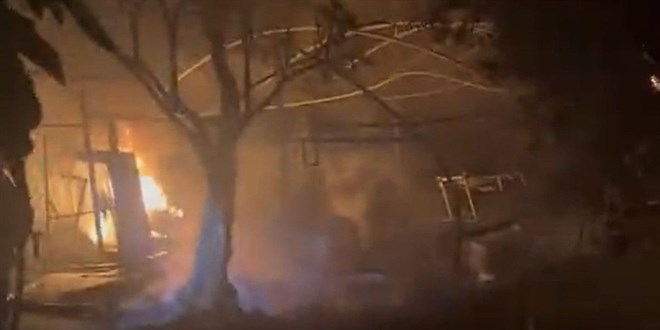 Yalova'da tarım işletmesinde yangın: 1 itfaiye eri yaralandı