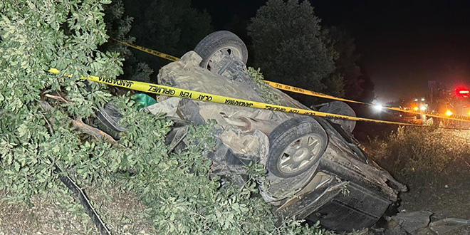Kontrolden çıkan otomobil şarampole devrildi: 1 ölü, 2 yaralı