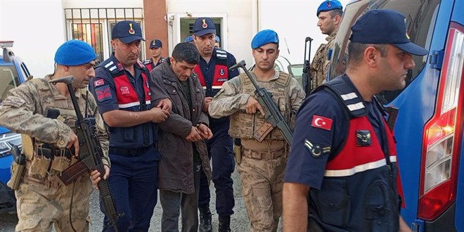 Zonguldak'ta eşini bıçaklayarak öldürdü