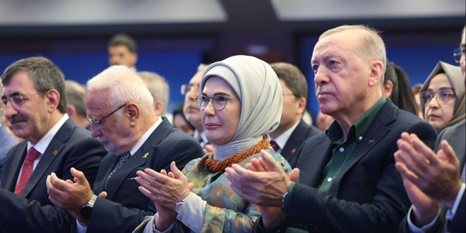 Emine Erdoğan: Milletimizin birliği, Türkiyemizin yolu açık olsun