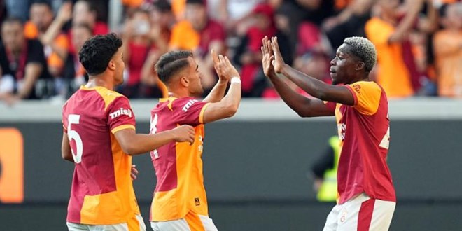 Galatasaray Avusturya'da ilk hazırlık maçında zafer!