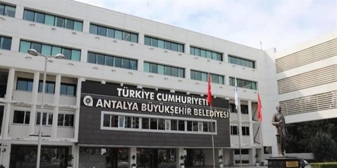 Antalya Büyükşehir'e yönelik 'rüşvet' soruşturmasında 2 tutuklama