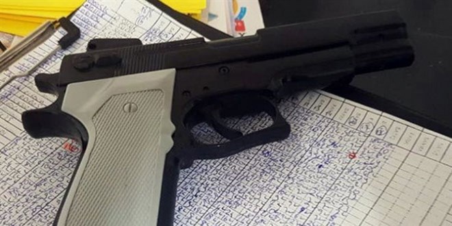 Oyuncak Tabancayla Soygun Girişimi Zanlısı Tutuklandı