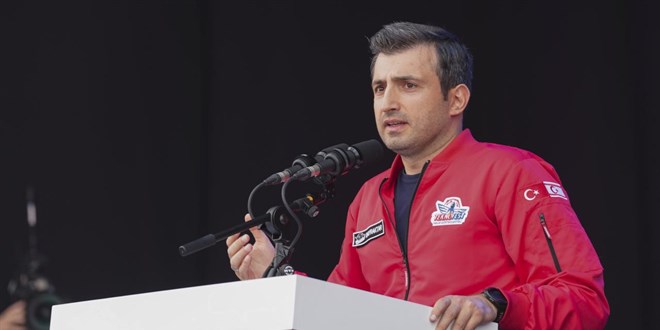 Selçuk Bayraktar'dan NeXT Sosyal medya açıklaması