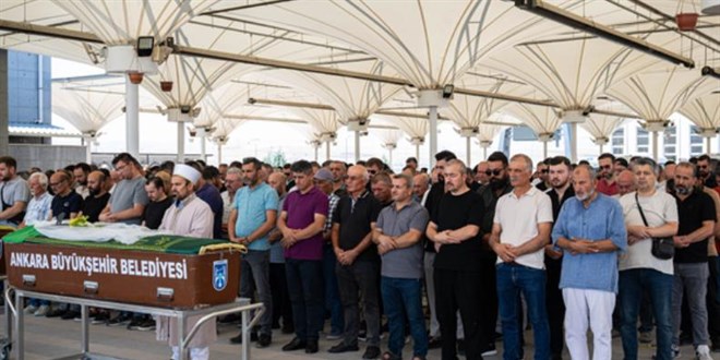 Ankara'daki kavgada hayatını kaybeden kadının cenazesi defnedildi