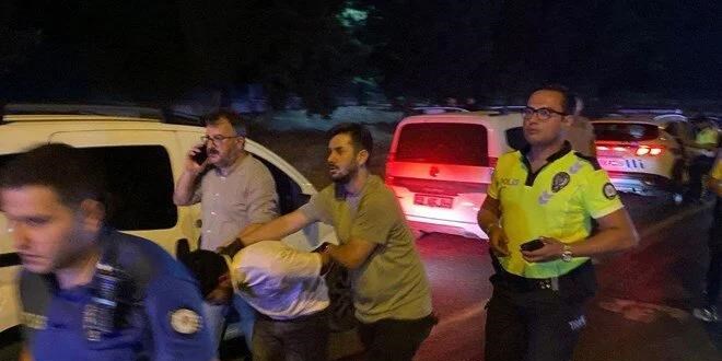 Kaçarken kaza yaptılar: Kaçak göçmenler ve iki organizatör yakalandı