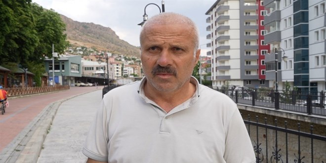 Belediyeye ait hayvan barınağında köpeklerin açlık ve susuzluktan öldüğü iddiası