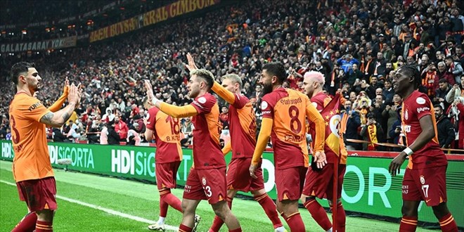 Galatasaray, Trendyol Süper Lig için kadro bildirimi yaptı