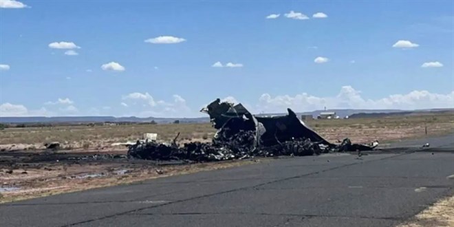 ABD'de hasta nakil uçağı düştü: 4 kişi öldü