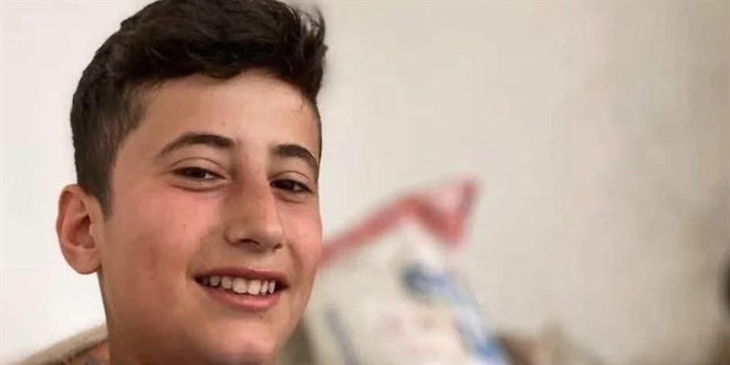 Traktör motosikletle çarpıştı: 17 yaşındaki genç hayatını kaybetti