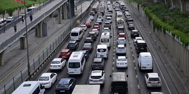 Trafiğe temmuzda 257 bin 471 aracın kaydı yapıldı