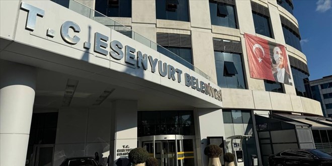 Esenyurt Belediyesinden 'kepçeyle köpek toplama' iddiasına açıklama