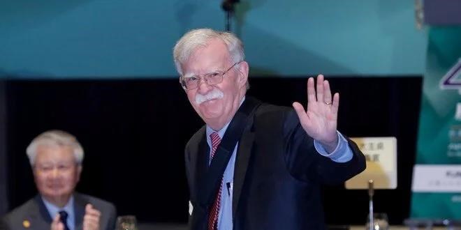 FBI ajanları, Trump'ın eski danışmanının evini bastı!