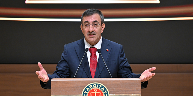 Yılmaz: Aziz milletimizin bizden beklentisi yeni bir anayasadır