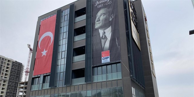 CHP İstanbul İl Yönetimi görevden alındı