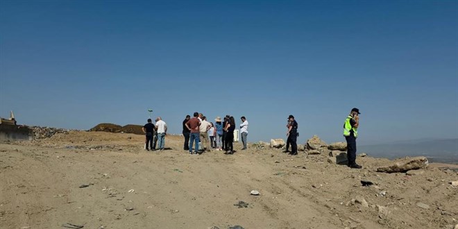 İzmir'de çöp krizi zirvede: Jandarmadan suçüstü operasyonu