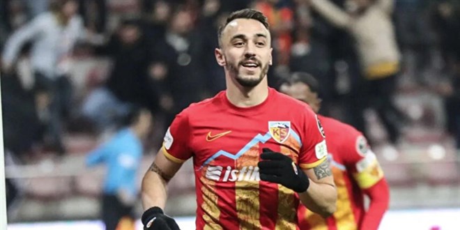 Beşiktaş, Gökhan Sazdağı ile anlaştı!