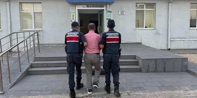 FETÖ üyesi olmaktan aranan ihraç polis yakalandı