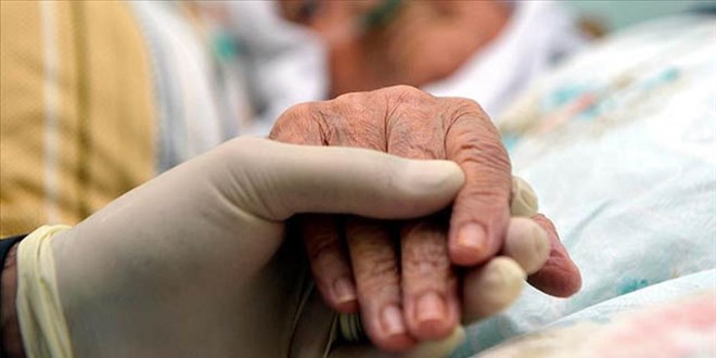 523 bin vatandaşa 6 milyar liralık evde bakım desteği