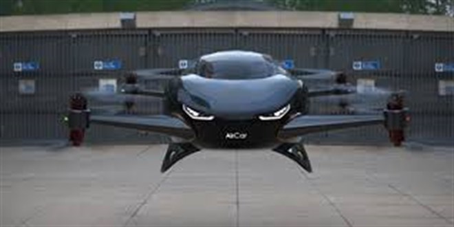 Yerli uçan araba AirCar ön siparişe açıldı