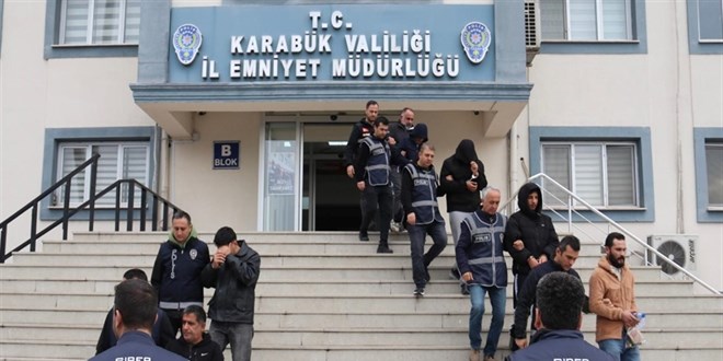7 ilde siber dolandırıcılık operasyonu: 14 tutuklama