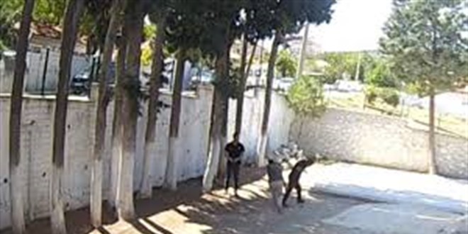 Zabıta memurunu darbeden belediye başkanı için hapis istemi