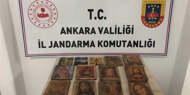 Ankara'da 6 milyon dolar değerinde el yazması kitap ele geçirildi