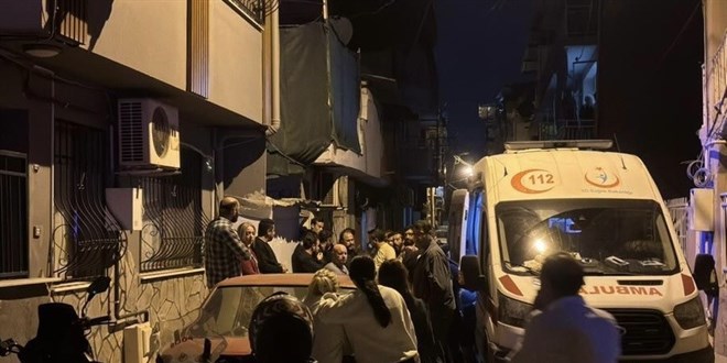 Kanser hastası eşini yatağında uyurken öldürdü