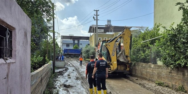AFAD'dan Hatay'daki sağanak sonrası yapılan çalışmalara ilişkin açıklama