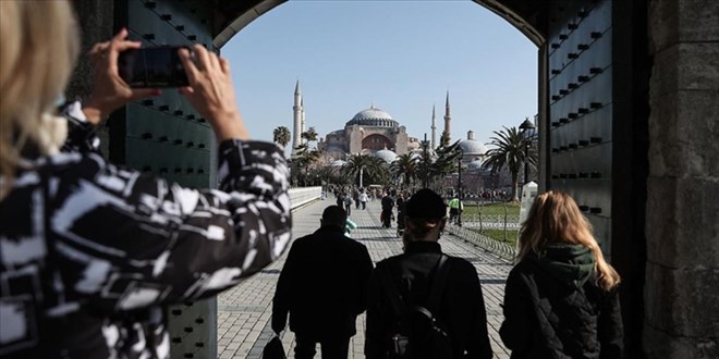 İstanbul Valiliği'nden genelge: Turistlik bölgelere ilişkin yeni önlemler