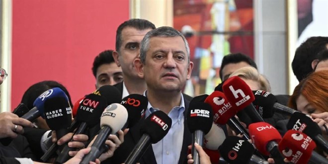 Özel yanıtladı: İBB'ye kayyum atanır mı?