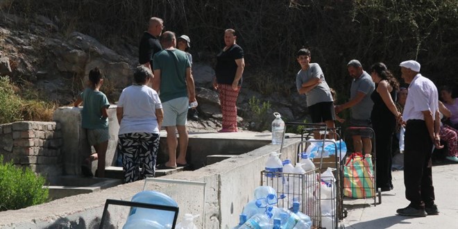 İzmir'de su krizi: Su kesintileri 15 Kasım'a kadar uzatıldı