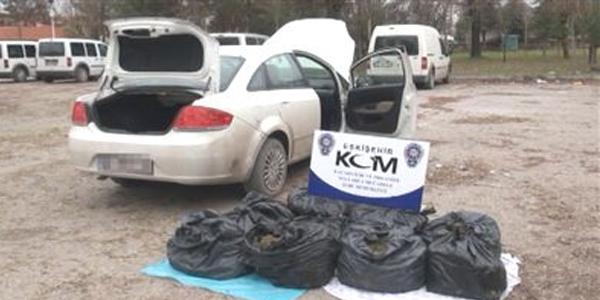 Eskişehir'de 54 kilo esrar ele geçirildi