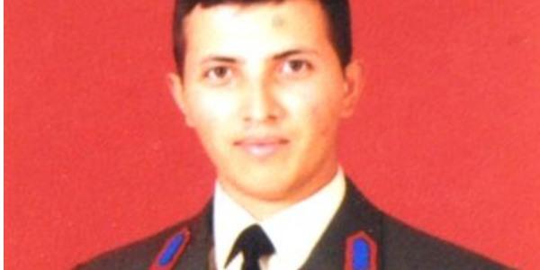 Astsubay kaza kurşunuyla şehit oldu