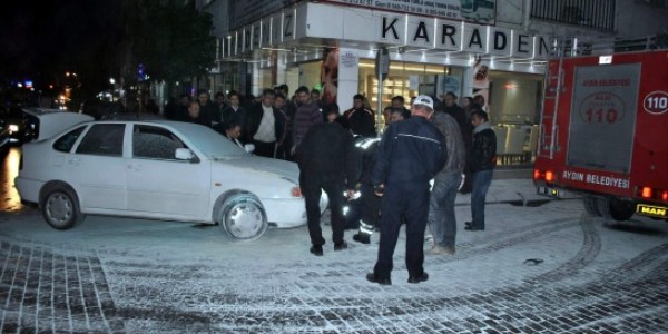Hareket halindeki araç bomba gibi patladı