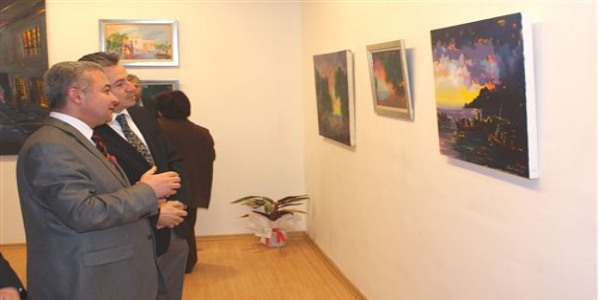 Hüseyin Yıldırım resim sergisi açıldı