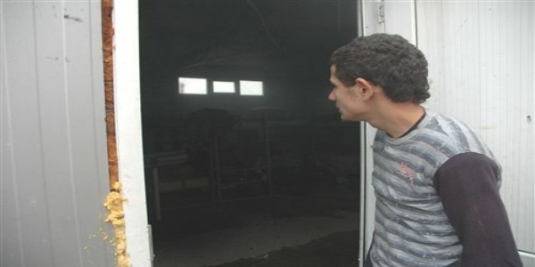 İşçilerin kaldığı şantiyede yangın