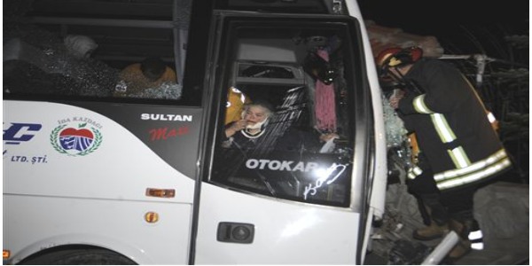 Çanakkale'de can pazarı: 18 yaralı
