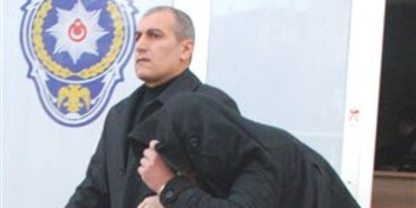 Öğretmeni döven kişiye 5 yıl hapis