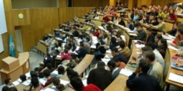 Katkı payı sadece okulu uzatana