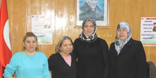 Evlatlık olarak büyüyen Hatice şimdi koruyucu aile olmak istiyor