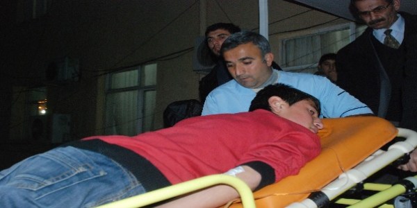 Suriye'den atılan kurşunla yaralandı